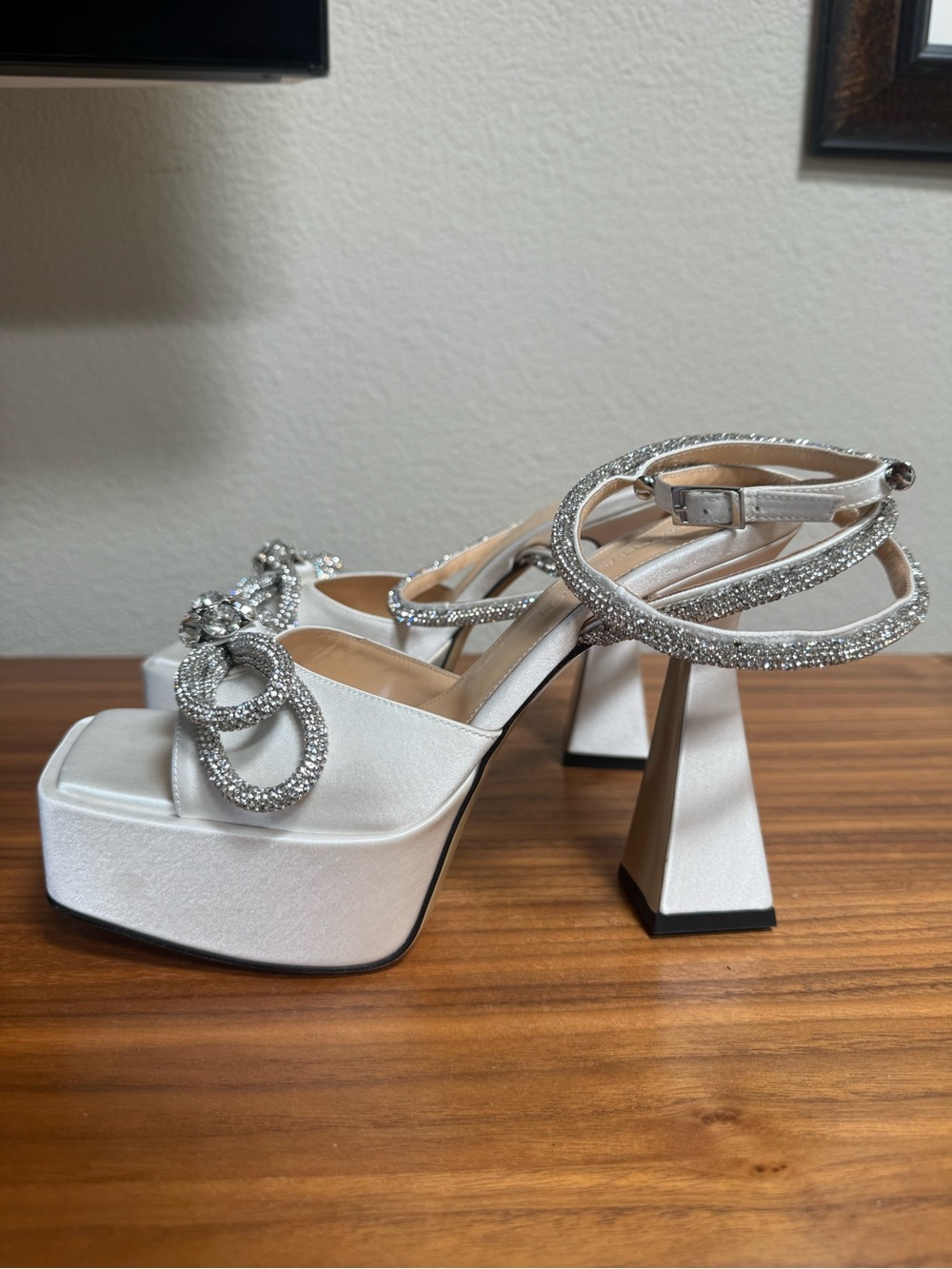 MACH & MACH White Satin Platform Sandals with Crystal Embellishment